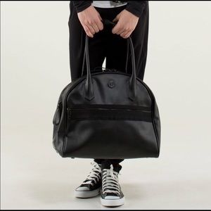 Lululemon sweat once a day bag, black.